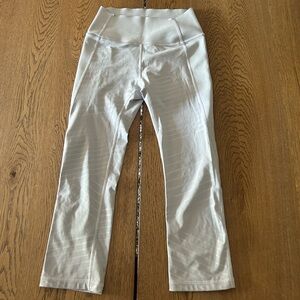 GapFit Sculpt Compression Capris